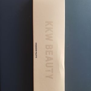 KKW eyeshadow palette in sepia sunset
